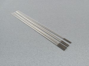 RACTIVE M2 Rod 200mm w/M2 thread end (pk100)