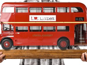 Routemaster Bus (1961) 1/12 Scale Metal & Plastic Kit